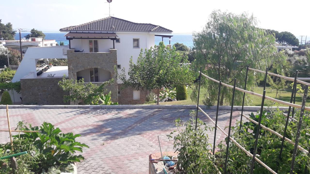 Villa Helga Exotic Пефкохорі Екстер'єр фото