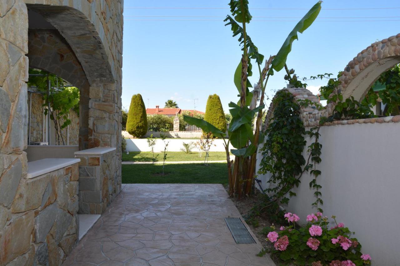 Villa Helga Exotic Пефкохорі Екстер'єр фото